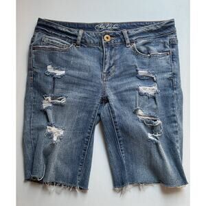 Aeropostale Pretty Little Liars Distressed Bermuda Denim  Women’s Sz 2 Jorts